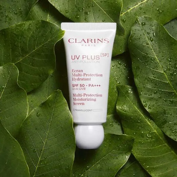 Kem Chống Nắng Clarins UV Plus SPF 50/PA+++ là một sản phẩm chống nắng cao cấp của thương hiệu Clarins