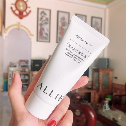 Kem Chống Nắng Allie Bright White UV Gel