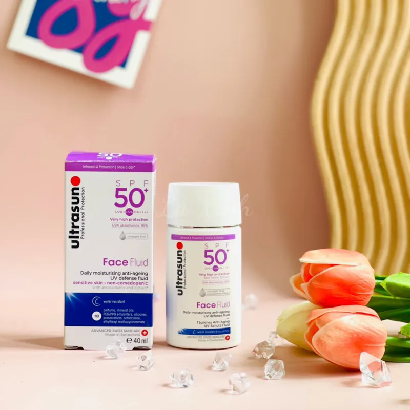 Ngoài chống nắng, Ultrasun Face Anti-Ageing Sun Protection còn duy trì độ ẩm và chống lão hóa