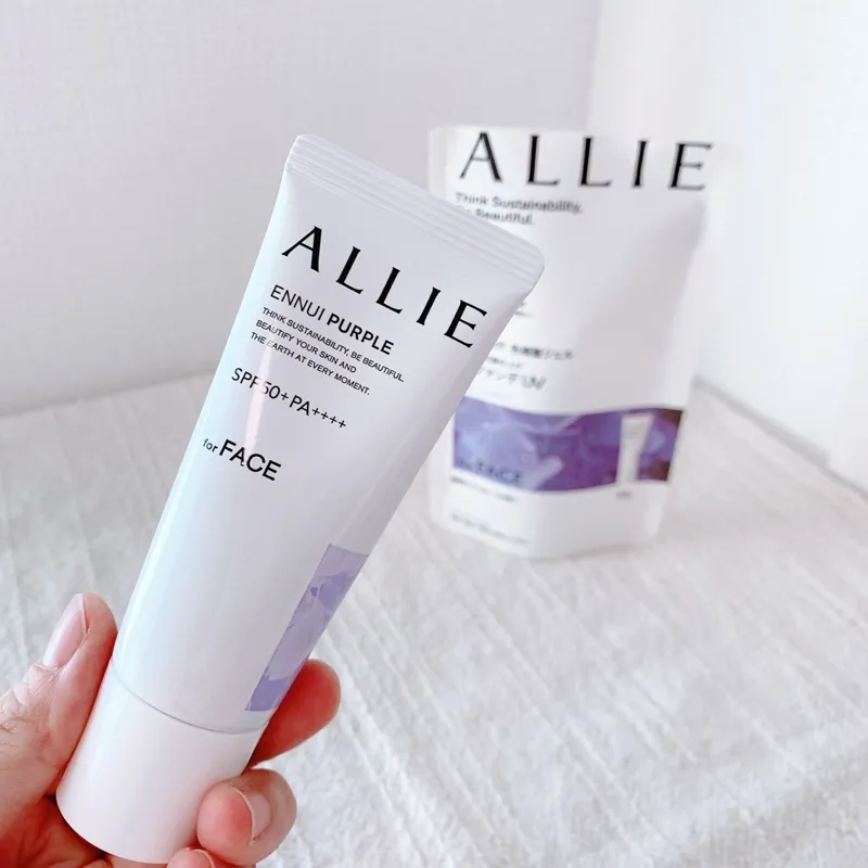 Kem chống nắng Allie Chrono Beauty Ennui Purple Color Tuning UV 01 là một sản phẩm với khả năng siêu chống thấm